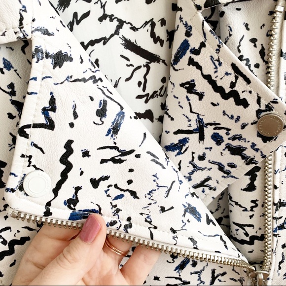 Roschterra Abstract Painted Moto Leather Jacket - Picture 6 of 15